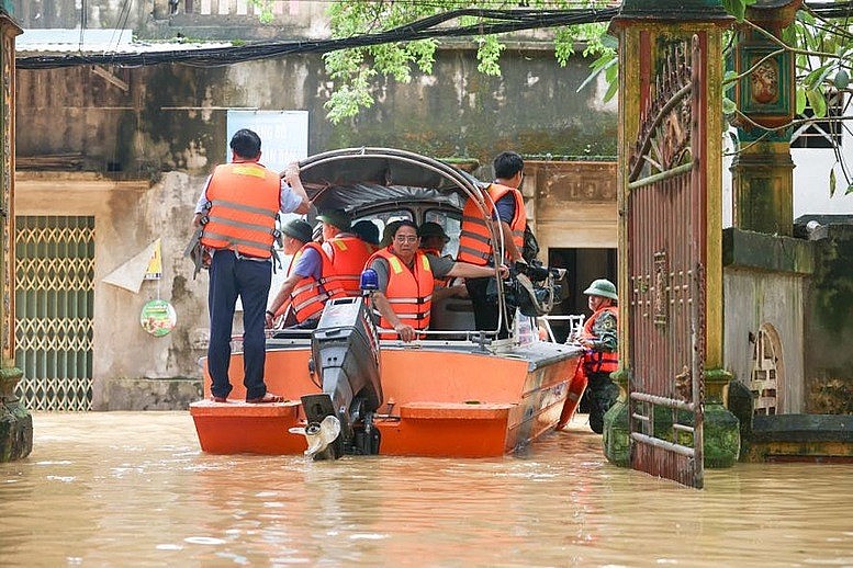 Thủ tướng: Đặt tính mạng, an toàn, sức khỏe của người dân lên trên hết, trước hết