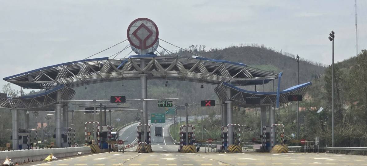 Quảng Ninh đồng hành, lắng nghe, tháo gỡ khó khăn cho các doanh nghiệp sau bão số 3