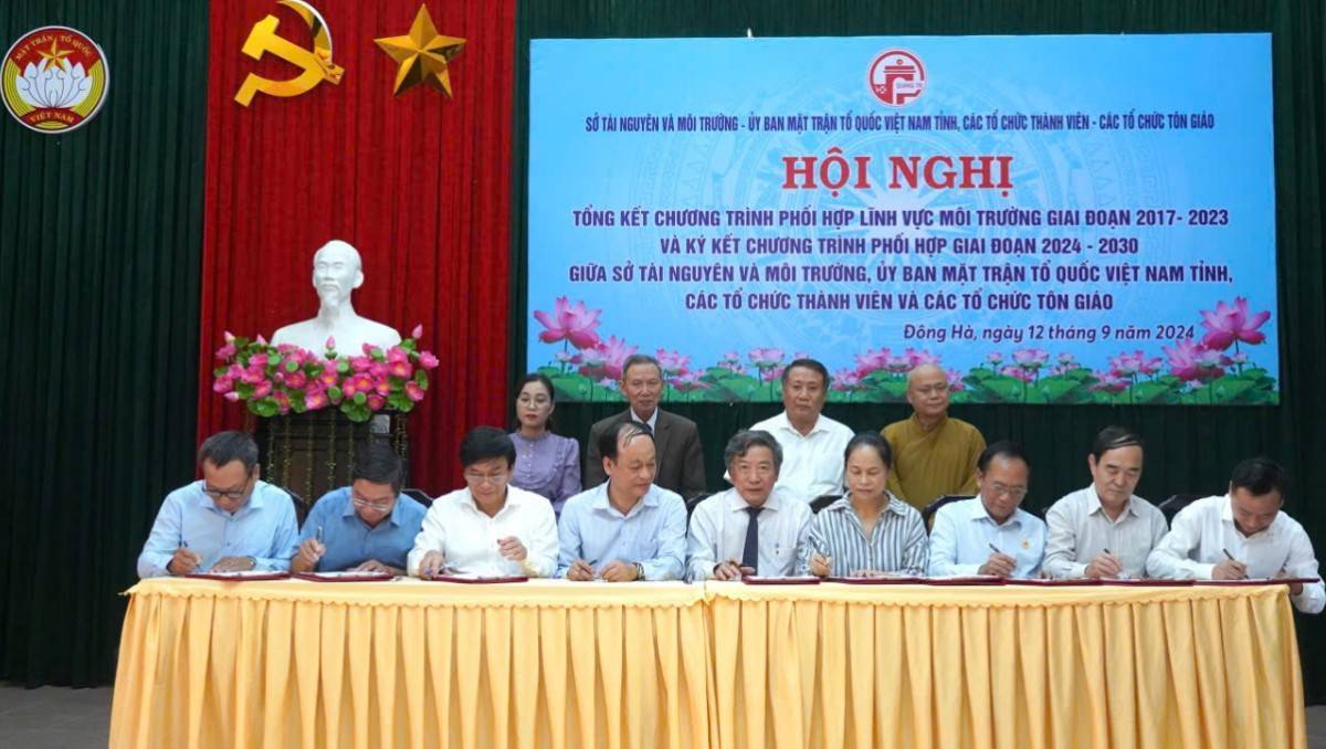 Quảng Trị tổ chức hội nghị tổng kết và ký kết chương trình phối hợp trong lĩnh vực môi trường