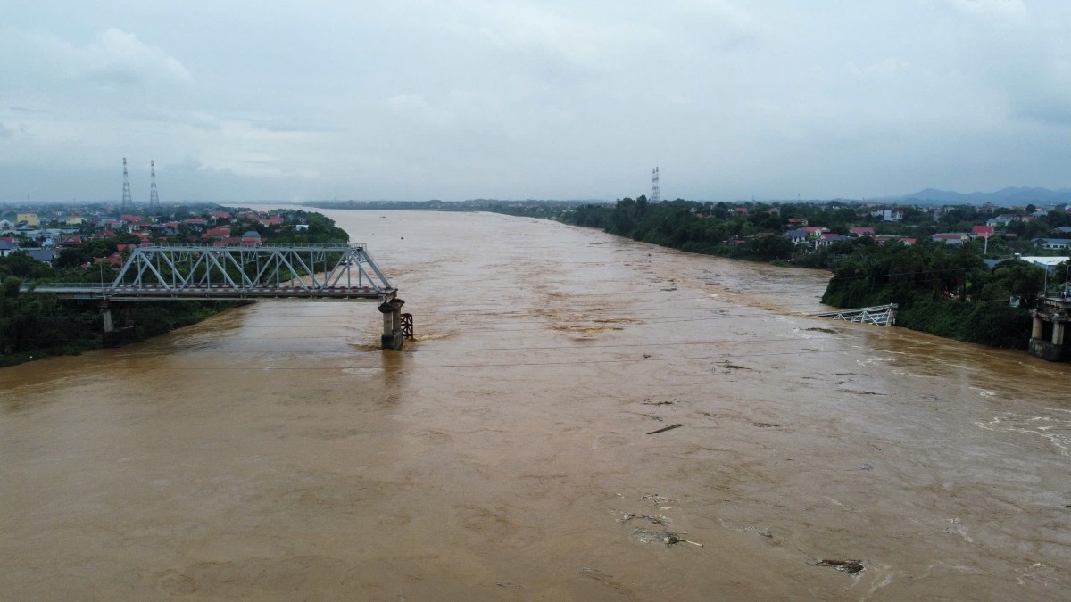 Giám định nguyên nhân và phân định trách nhiệm của tổ chức, cá nhân liên quan đến vụ sập cầu Phong Châu