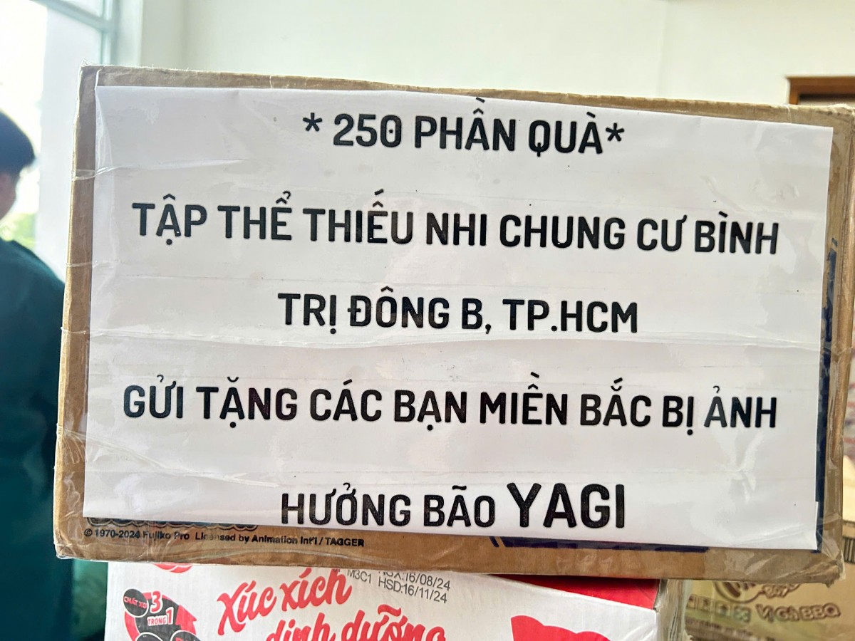 Quận Bình Tân (TP.HCM): Hơn 3 tỷ đồng và nhiều nhu yếu phẩm ủng hộ đồng bào bão lũ