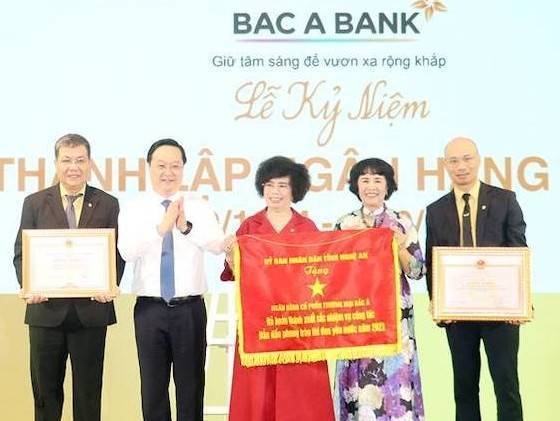 Nghệ An ghi nhận những đóng góp của BAC A BANK đối với quá trình phát triển kinh tế - xã hội địa phương