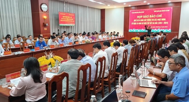 UBND tỉnh Cà Mau họp báo quý III/2024 cung cấp thông tin về các hoạt động. Ảnh: Nhật Hồ