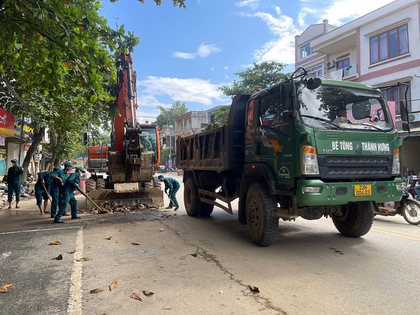 Doanh nghiệp Tuyên Quang dốc sức giúp dân khắc phục hậu quả bão Yagi