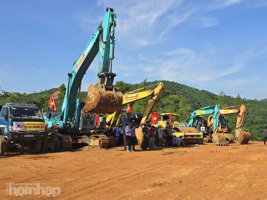 Lào Cai chật vật xóa đói giảm nghèo sau bão