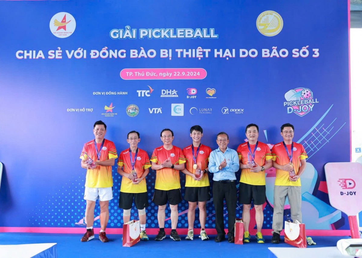 "Giải Pickleball - Chia sẻ với đồng bào bị thiệt hại do bão số 3" quyên góp được 2,8 tỷ