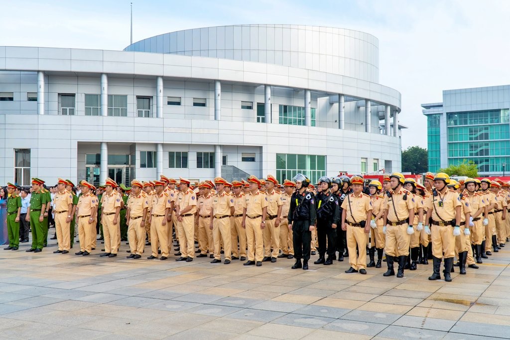 Bà Rịa- Vũng Tàu ra quân thực hiện cao điểm 45 ngày đêm kiểm tra, xử lý các hành vi vi phạm quy định an toàn giao thông