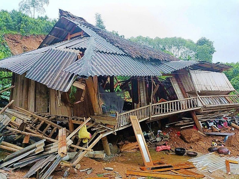 Tỉnh Yên Bái cụ thể mức hỗ trợ đối với các hộ gia đình bị thiệt hại về nhà ở do bão số 3