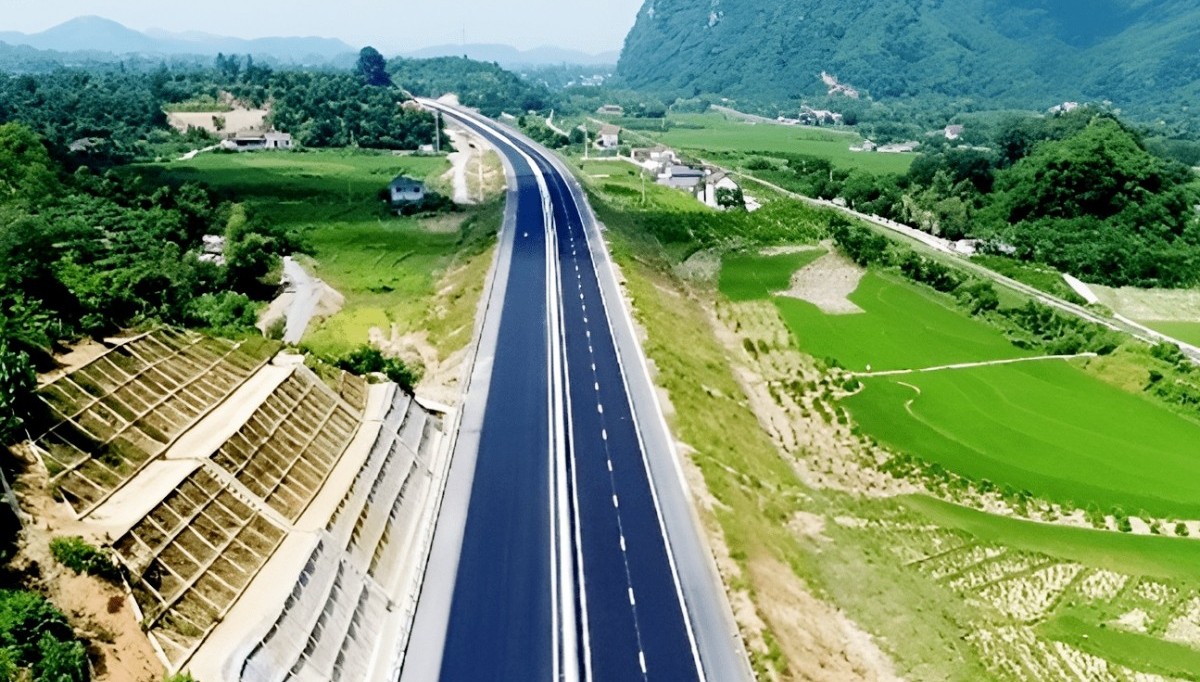 Cao tốc Hòa Bình - Mộc Châu: Bước tiến mới cho giao thông Tây Bắc