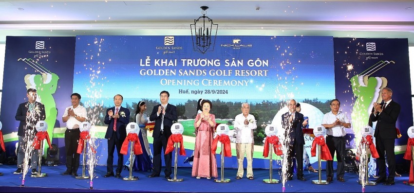 Khai trương tuyệt phẩm sân gôn nơi miền di sản cố đô Huế Golden Sands Golf Resort