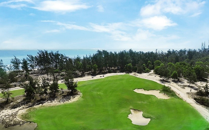 Hố 10 sân gôn Golden Sands Golf Resort Khai trương tuyệt phẩm sân gôn nơi miền di sản cố đô Huế Golden Sands Golf Resort