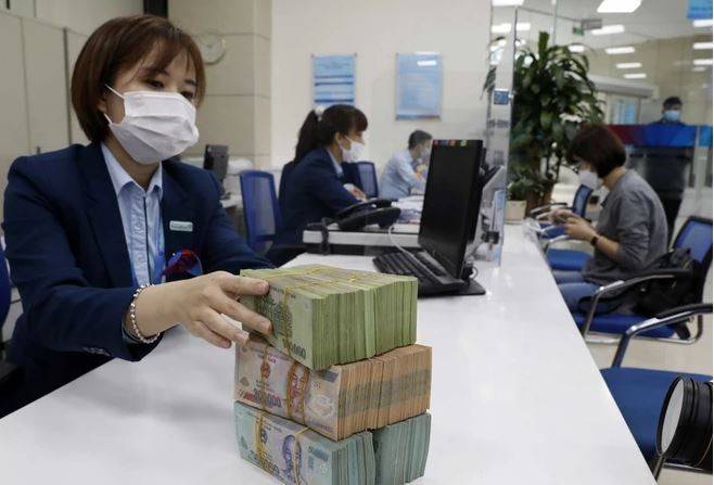 Lãi suất ngân hàng ngày 8/4/2026: VCBNeo giảm mạnh lãi suất huy động