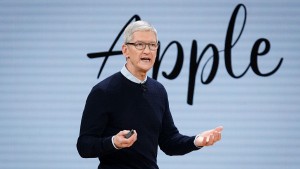 Tim Cook có thêm hơn 50 triệu USD nhờ việc bán cổ phiếu Apple