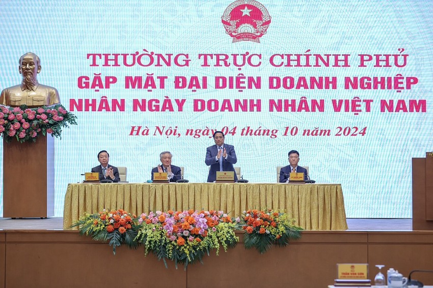 Thủ tướng Phạm Minh Chính chủ trì cuộc gặp mặt đại diện hơn 200 doanh nghiệp