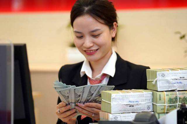 Lãi suất ngân hàng ngày 21/12/2024: Nhiều ngân hàng có lãi suất trên 7,4% Lãi suất ngân hàng ngày 21/12/2024: Nhiều ngân hàng có lãi suất trên 7,4%