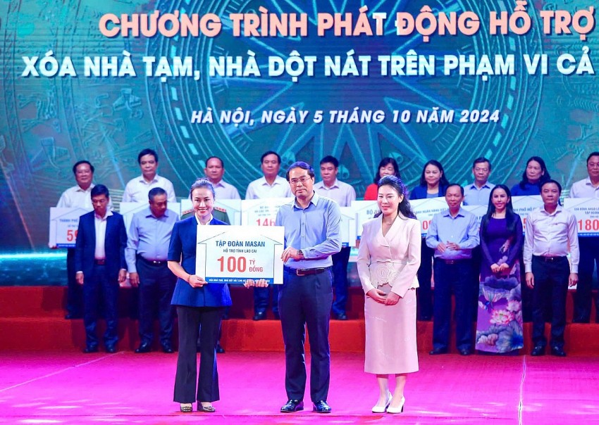 Tập đoàn Masan trao 100 tỷ hỗ trợ tỉnh Lào Cai.jpg