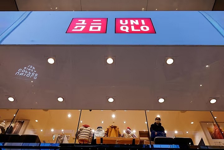 Công ty mẹ Uniqlo đạt lợi nhuận kỷ lục, vượt dự báo từ các nhà phân tích