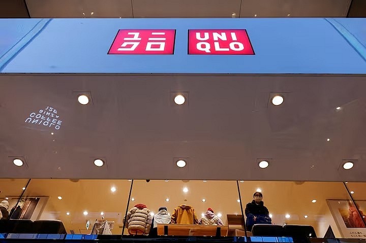 Công ty mẹ Uniqlo đạt lợi nhuận kỷ lục, vượt dự báo từ các nhà phân tích