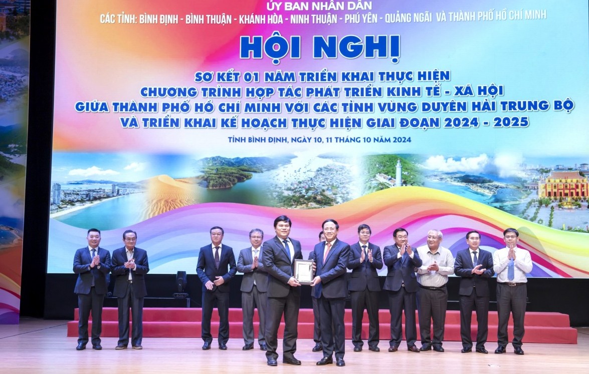 TP.Hồ Chí Minh liên kết hợp tác với các tỉnh duyên hải Trung bộ