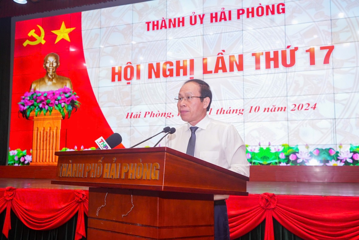 Bí thư Thành ủy Lê Tiến Châu phát biểu