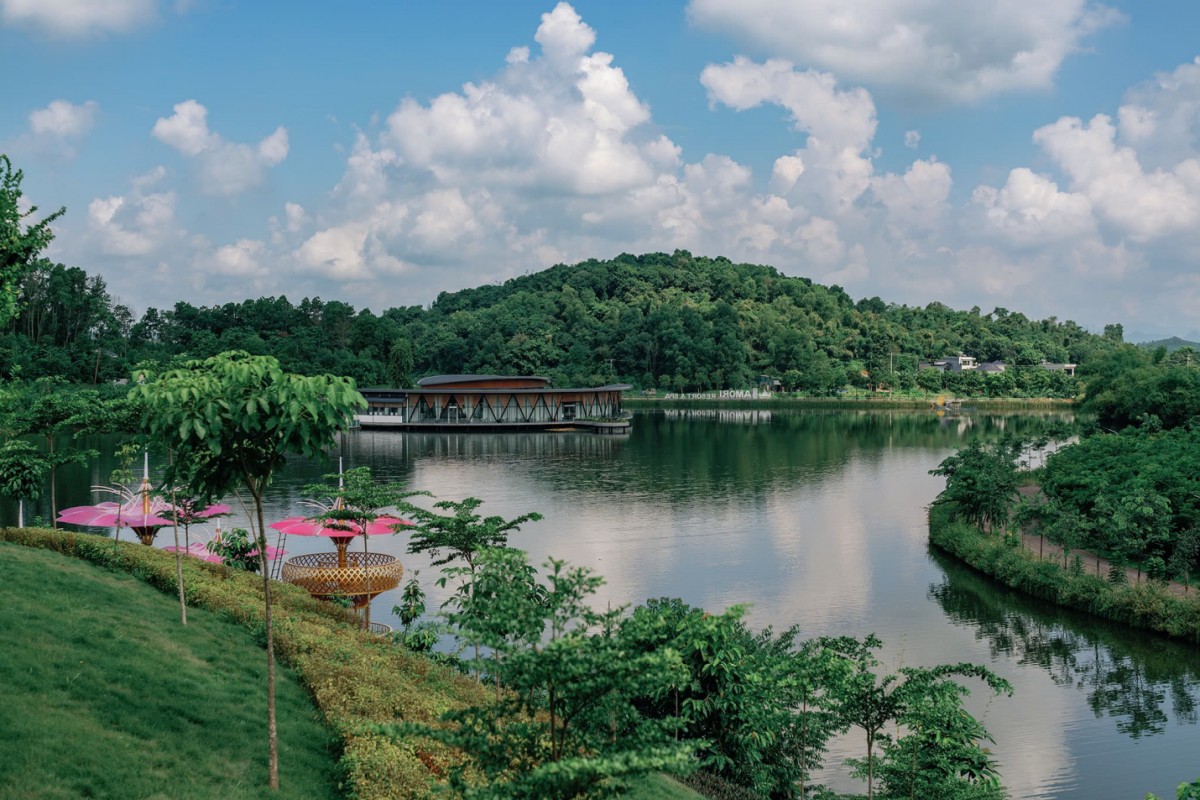 LAMORI - thung lũng xanh huyền bí, hội tụ những truyền thuyết về nơi đã từng được mệnh danh “Đất thang mộc” 