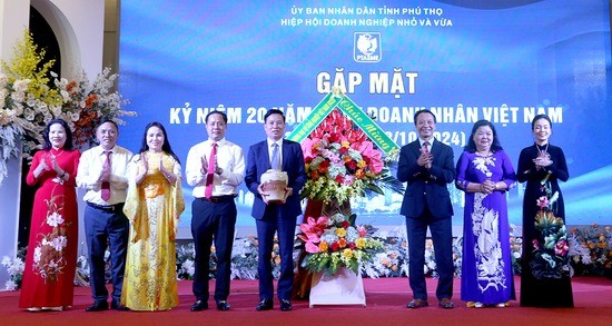 Hiệp hội Doanh nghiệp nhỏ và vừa tỉnh Phú Thọ tổ chức gặp mặt Ngày Doanh nhân Việt Nam