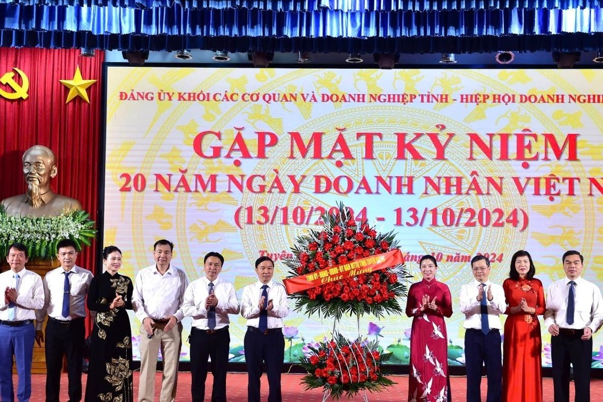 Tuyên Quang: Tổ chức gặp mặt kỷ niệm 20 năm Ngày Doanh nhân Việt Nam (13/10/2004 - 13/10/2024)