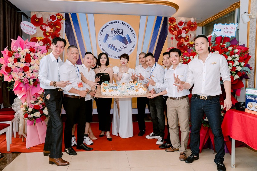 Doanh nhân 1984 Đông Anh tiếp tục phát huy bản lĩnh, trí tuệ và khát vọng vươn lên Doanh nhân 1984 Đông Anh tiếp tục phát huy bản lĩnh, trí tuệ và khát vọng vươn lên