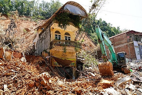 Vinamilk hỗ trợ người dân khắc phục hậu quả sau bão lũ, khôi phục cuộc sống