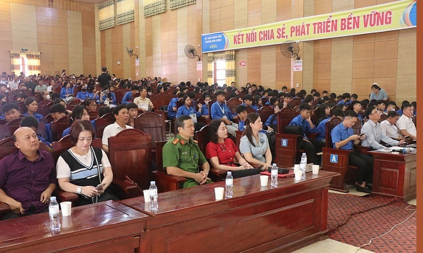 Bắc Giang: Hơn 1 nghìn lao động tham gia Ngày hội việc làm tại huyện Sơn Động