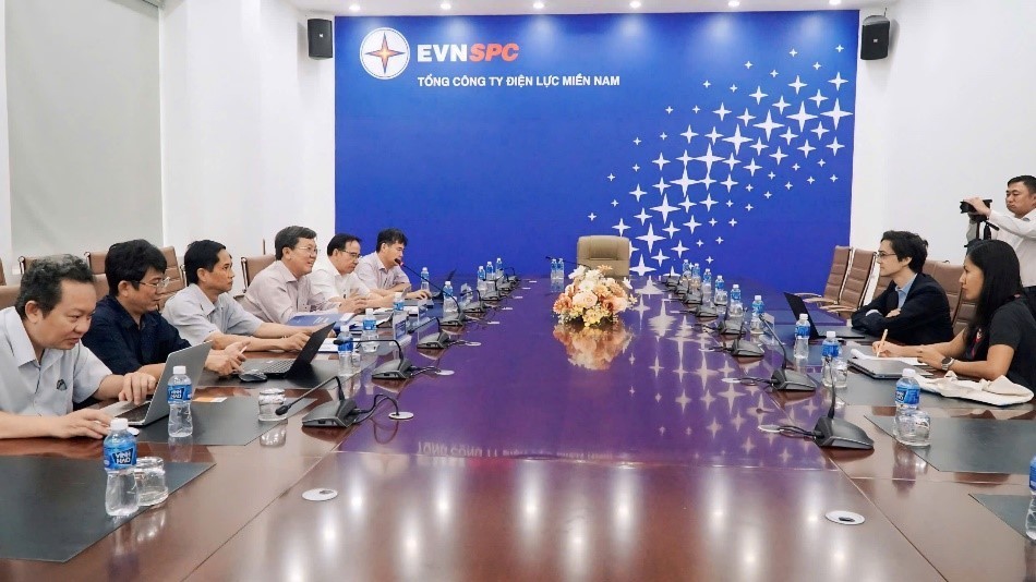 EVNSPC trao đổi kinh nghiệm về quản lí lưới điện thông minh với Công ty Energy Pool (Pháp)