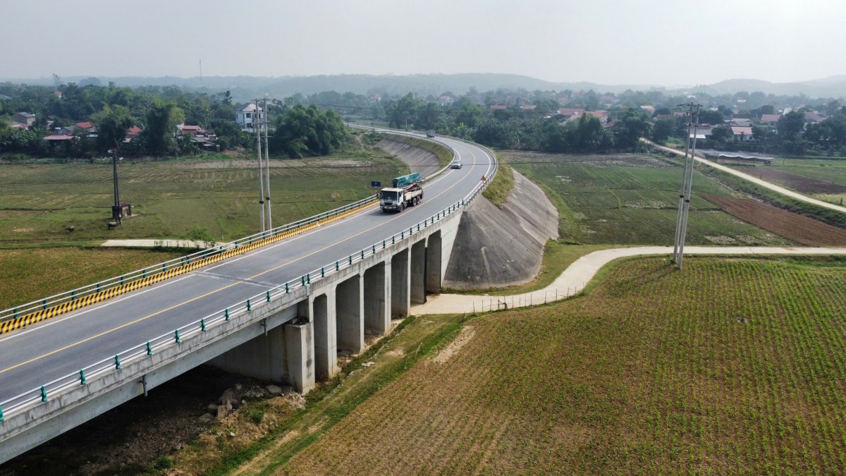 Phú Thọ: Lộ diện doanh nghiệp trúng gói thầu xây dựng tuyến nhánh trị giá 121 tỉ đồng trong dự án đường liên vùng