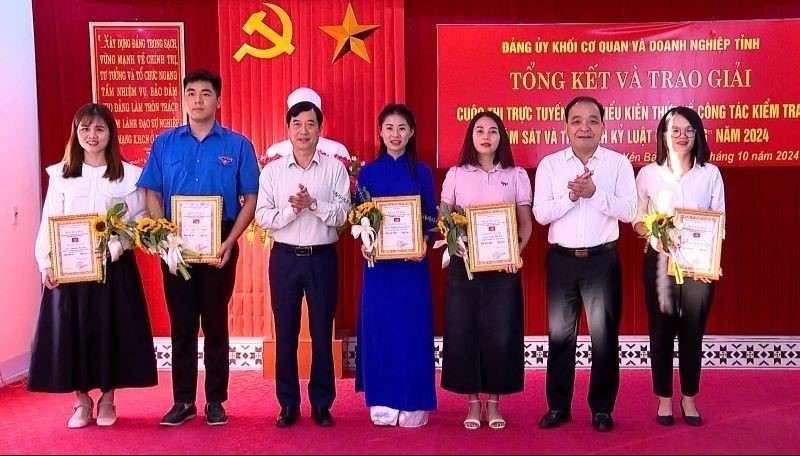 Yên Bái: Trao giải cuộc thi trực tuyến “Tìm hiểu kiến thức về công tác kiểm tra, giám sát và thi hành kỷ luật của Đảng” năm 2024