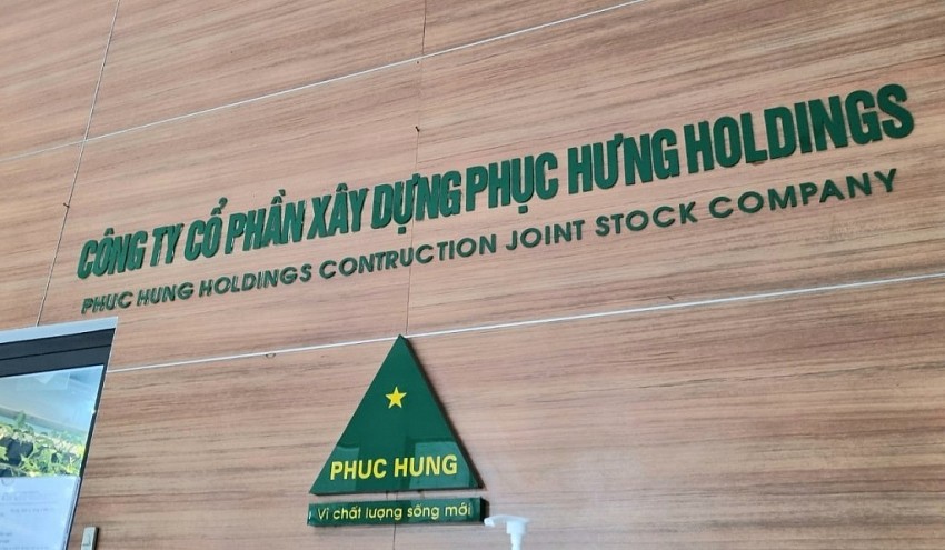 Kinh doanh đuối sức, Phục Hưng Holdings thay Tổng Giám đốc