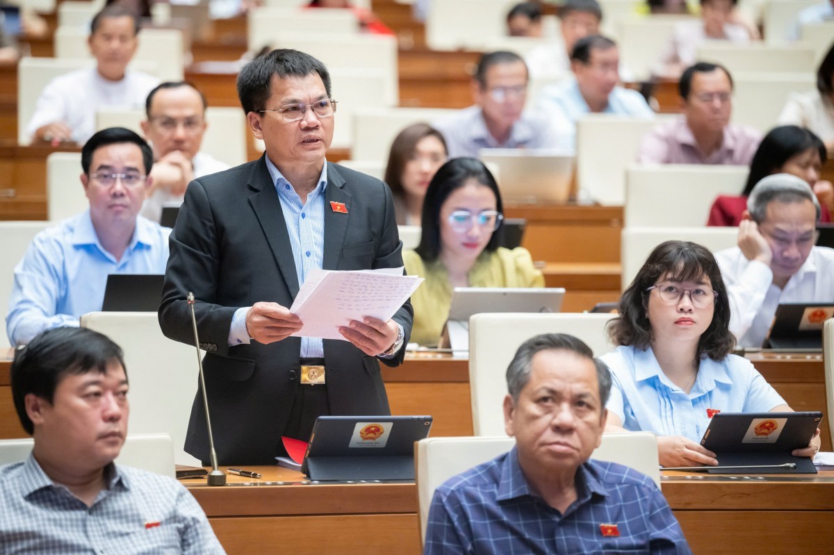 ĐBQH: Phương tiện chữa cháy mới chỉ tiếp cận đến tầng 17, cần nghiên cứu kỹ hơn về phương án PCCC