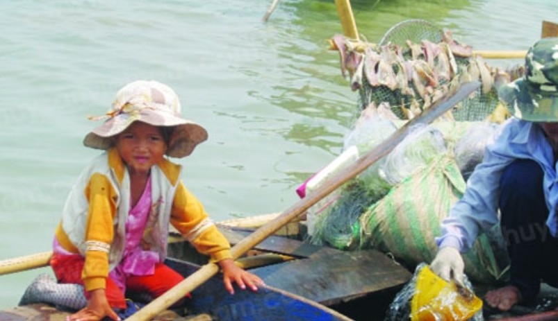 Tây Ninh: Nghiêm cấm khai thác thủy sản trên hồ Dầu Tiếng trong 30 ngày