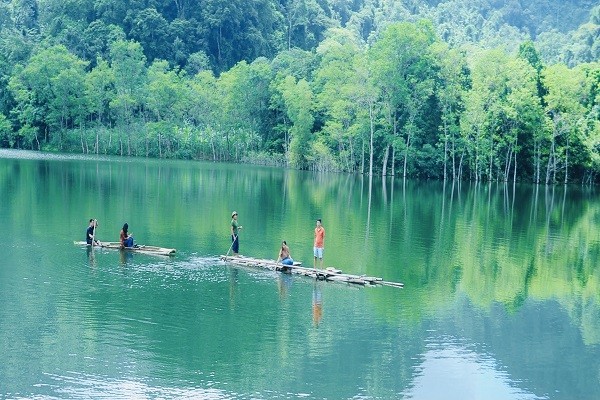 Du lịch cộng đồng bản Bút, huyện Quan Hoá đang thu hút nhiều khách du lịch trong và ngoài tỉnh