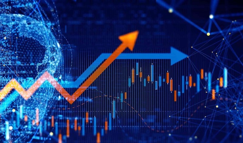 S&P 500 lập đỉnh, VN-Index đi ngang, cơ hội đầu tư ở nhóm ngân hàng