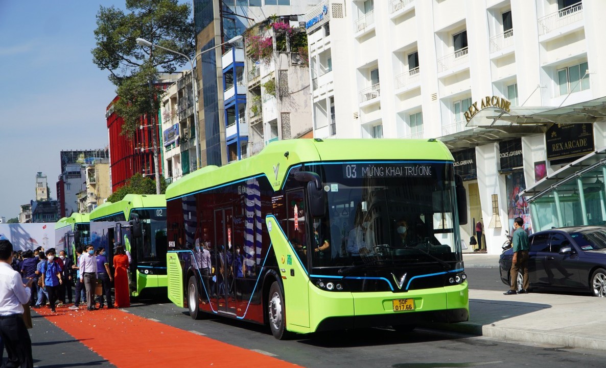 Hà Nội đề xuất kết nối xe điện 4 bánh với metro, xe buýt để thu hút du khách