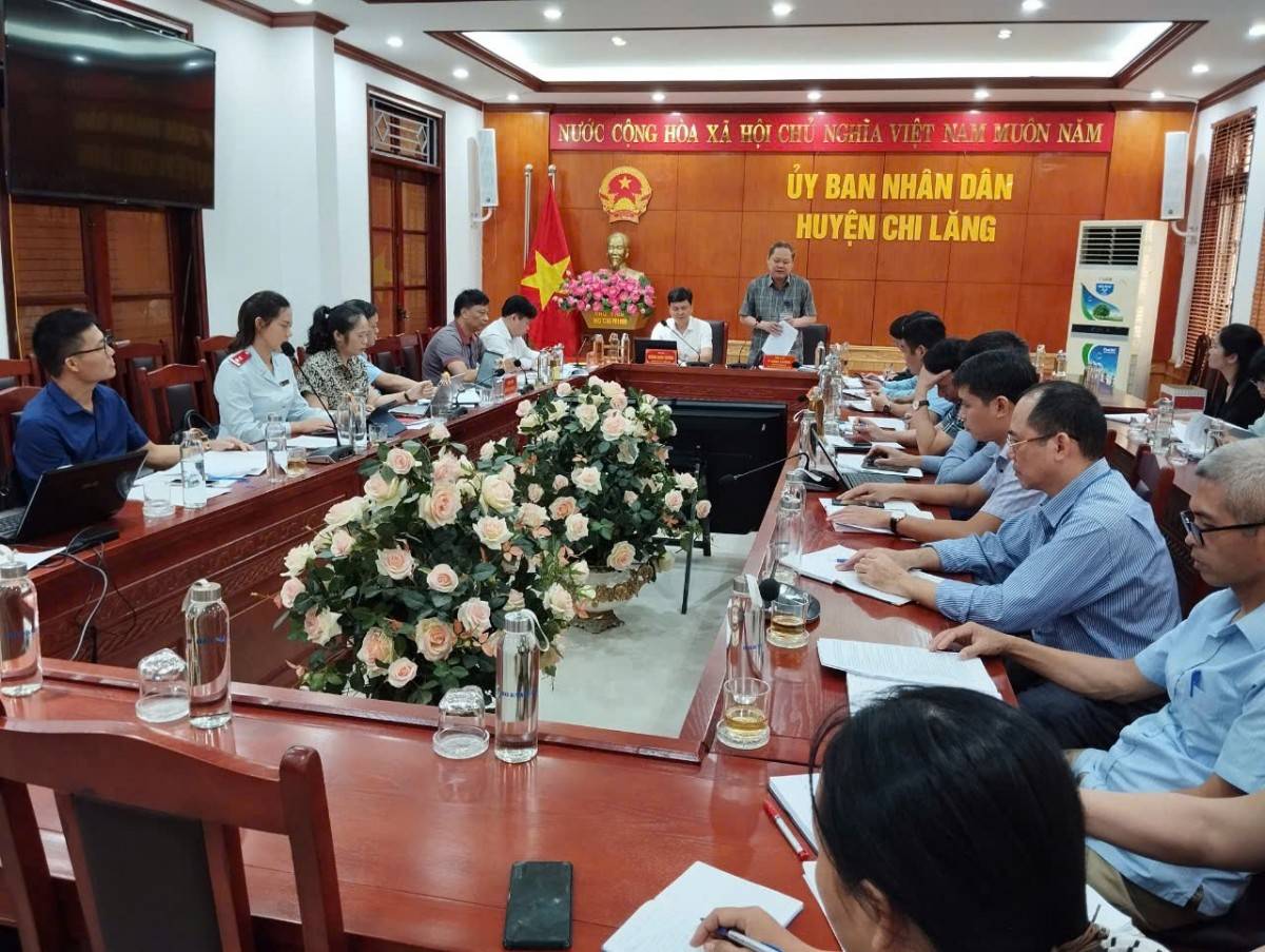  Đoàn kiểm tra, giám sát Ban Chỉ đạo liên ngành VSATTP tỉnh Lạng Sơn làm việc với Ban Chỉ đạo liên ngành VSATTP huyện Chi Lăng.