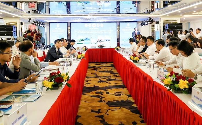 Hội nghị xúc tiến, hợp tác phát triển du lịch giữa tỉnh Lâm Đồng với tỉnh Nghệ An, Quảng Bình, Hà Tĩnh, Thanh Hóa vừa diễn ra tại TP. Vinh 
