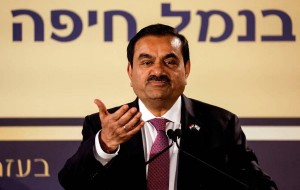 Tỷ phú Ấn Độ Gautam Adani bị Mỹ cáo buộc hối lộ như thế nào?