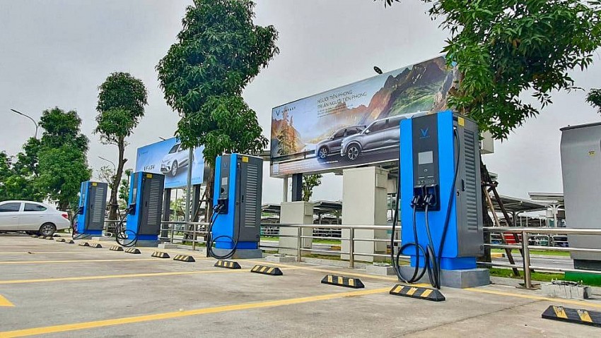 Hiện tại, V-GREEN đã quy hoạch mạng lưới 150.000 cổng sạc ô tô, xe máy điện trên toàn quốc