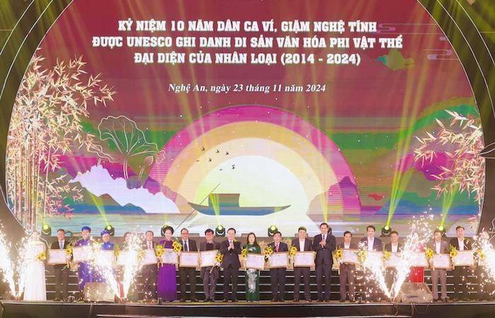 Nghệ An long trọng tổ chứcLễ kỷ niệm 10 năm Dân ca Ví, Giặm Nghệ Tĩnh được UNESCO ghi danh di sản văn hóa phi vật thể đại diện của nhân loại (2014 -2024), 