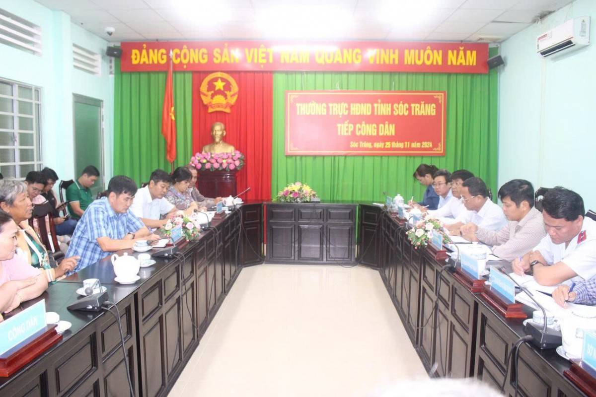 Đối thoại trực tiếp với các hộ dân khiếu nại do bị ảnh hưởng bởi các dự án điện gió.