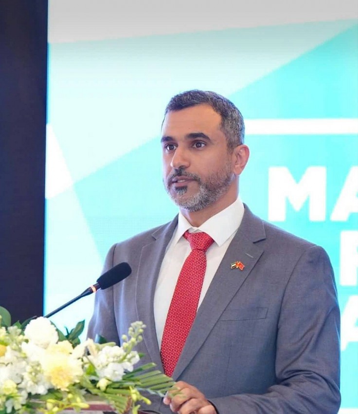 Ông Eisa Mohamed Abdulla AlHamedi - Đại diện lâm thời Đại sứ quán UAE tại Hà Nội phát biểu tại Hội thảo. Nguồn: DMCC  Ông Eisa Mohamed Abdulla AlHamedi - Đại diện lâm thời Đại sứ quán UAE tại Hà Nội phát biểu tại Hội thảo. Nguồn: DMCC