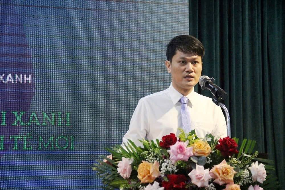 Ông Đoàn Trường Giang, Phó Giám đốc Trung tâm Truyền thông tài nguyên và môi trường (Bộ TN&MT) phát biểu tại Hội thảo