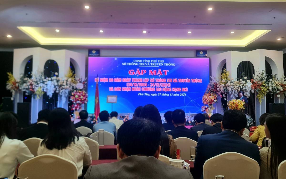 Phú Thọ: Sở Thông tin và Truyền thông kỷ niệm 20 năm thành lập và đón nhận Huân chương Lao động hạng Nhì