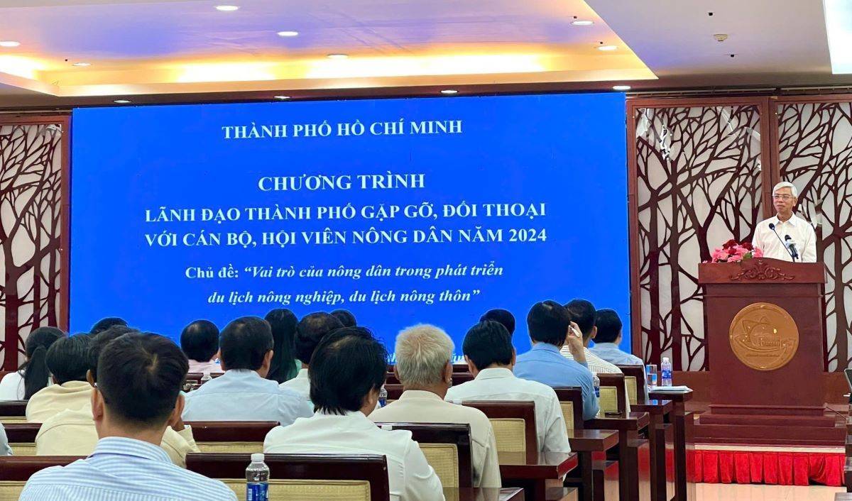 Lãnh đạo TP Hồ Chí Minh đối thoại với nông dân tìm hướng phát triển du lịch nông nghiệp
