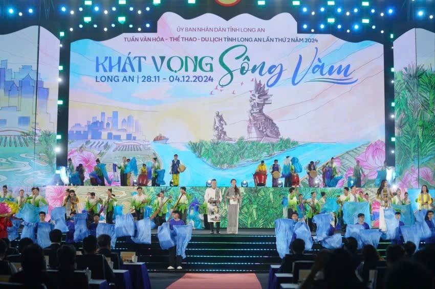 khai mạc Tuần Văn hóa - Thể thao - Du lịch năm 2024 với chủ đề “Khát vọng sông Vàm”